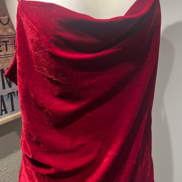 Paparazzi Red Asymmetrical Fitted Camisole - Picture 12 of 12